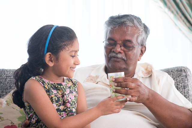 Fun Ways To Encourage Kids To Drink More Plain Water