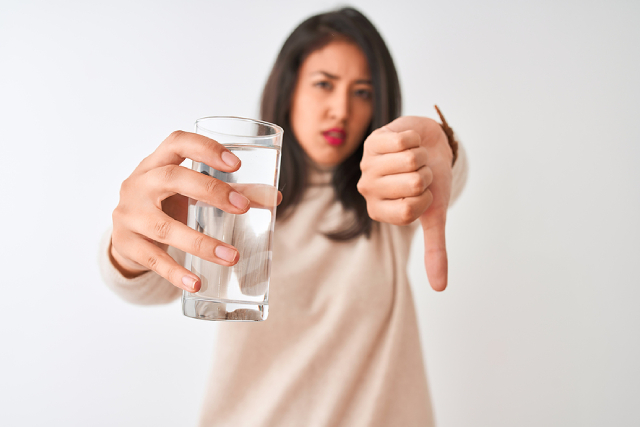 Simple Tricks To Drink More Water Even If You Dislike It