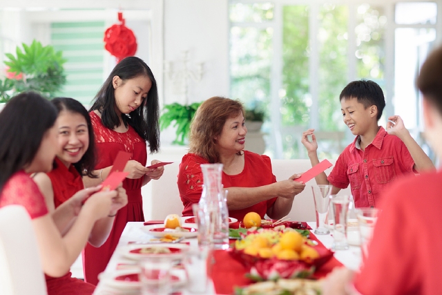 Why You Should Swap Bottled Water For Dispensers This CNY