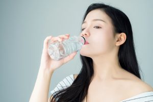 The $0 Guide To Glowing Skin: Forget Serums, Check Your Water